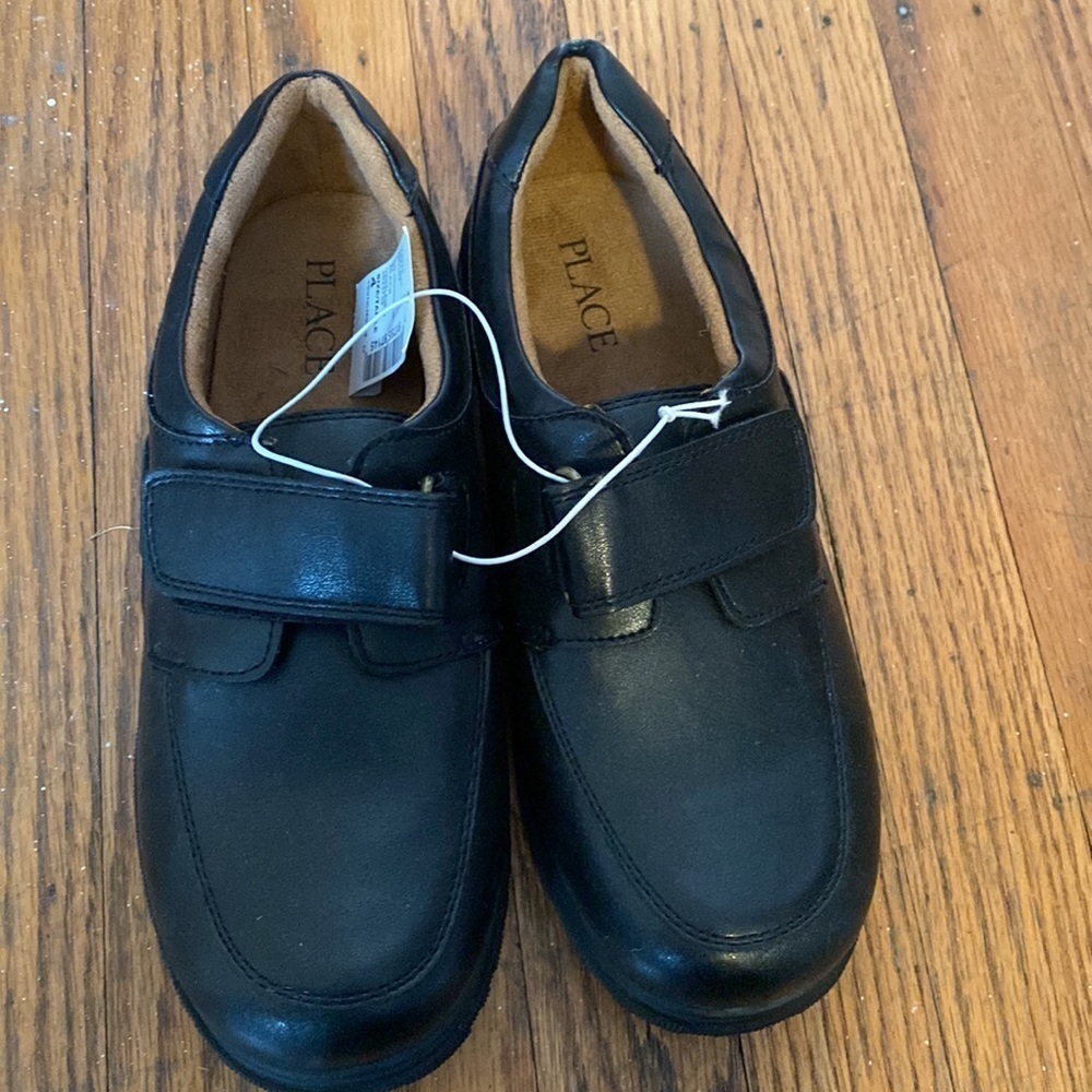 Children’s place size 4 black shoes nwt - Picture 2 of 4